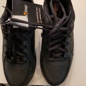 Men's Black Work Shoe